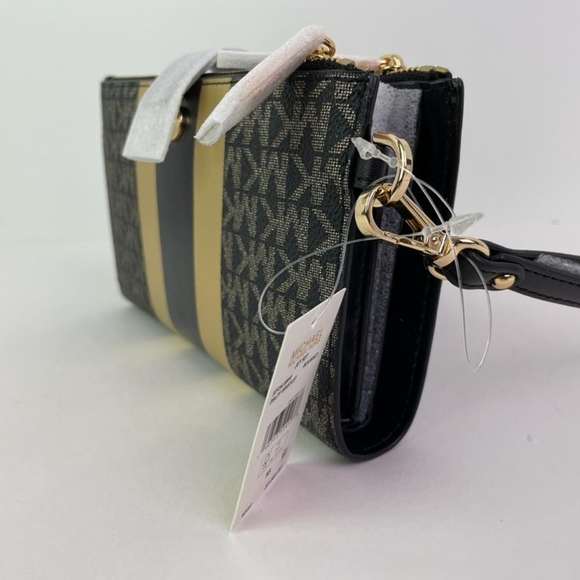 Michael Michael Kors jet Set Wristlet - Picture 3 of 5